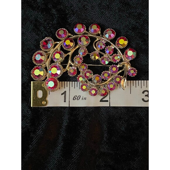 Vtg AB Brooch Ruby Aurora Borealis Rhinestones Gold Tone - Picture 4 of 5